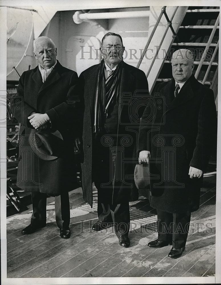 1934 Press Photo Phila.Pa City officials, Davis Smith,Jacob Seeds,Ed Cox - Historic Images