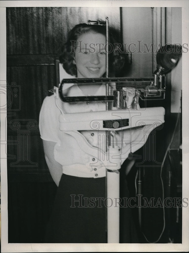 1939 Kathleen Hildebrand of Kansas City Jr. College - Historic Images