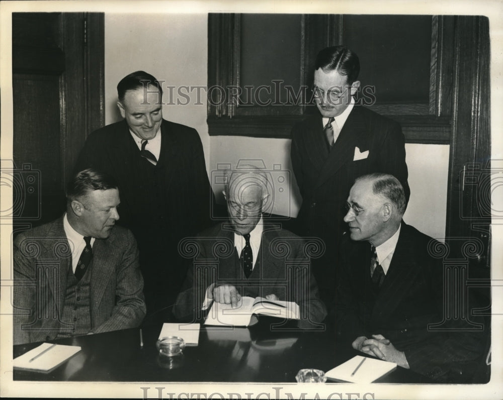 1937 Press Photo Processing Tax Board Review William Maws, L.S. Cannon, Percy - Historic Images