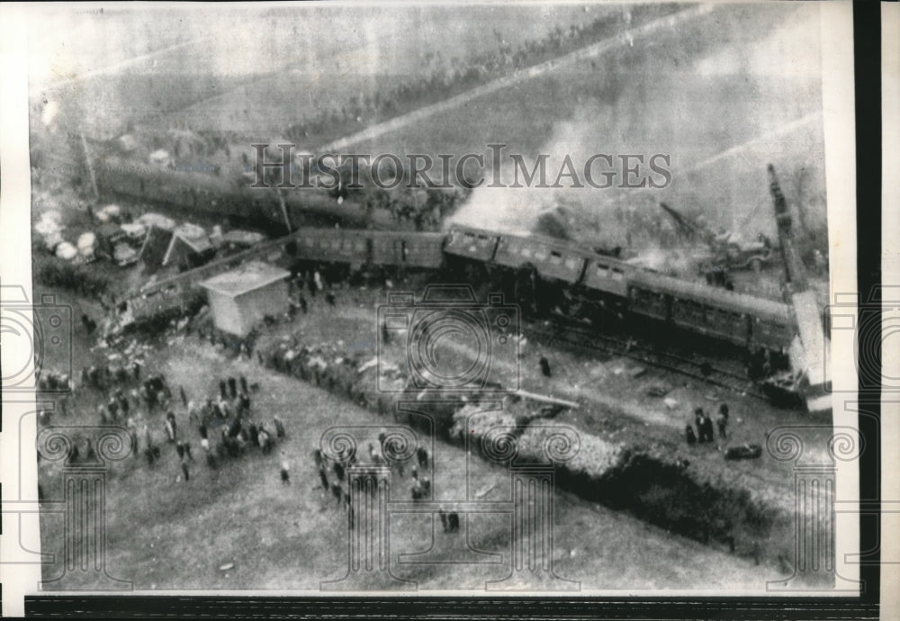 1962 Press Photo Holland Railroad Wreck-Historic Images