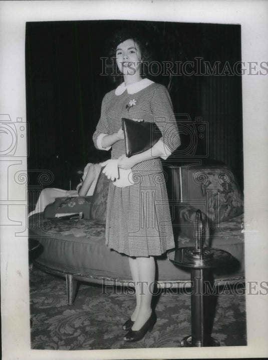 1945 Press Photo Chicago, Shirley Ann Dean at 24th Natl 4-H fashion show - Historic Images