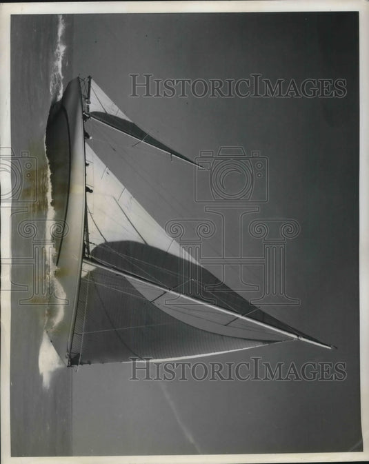 1940 Ship Good News wins Havana to St Pete race - Historic Images