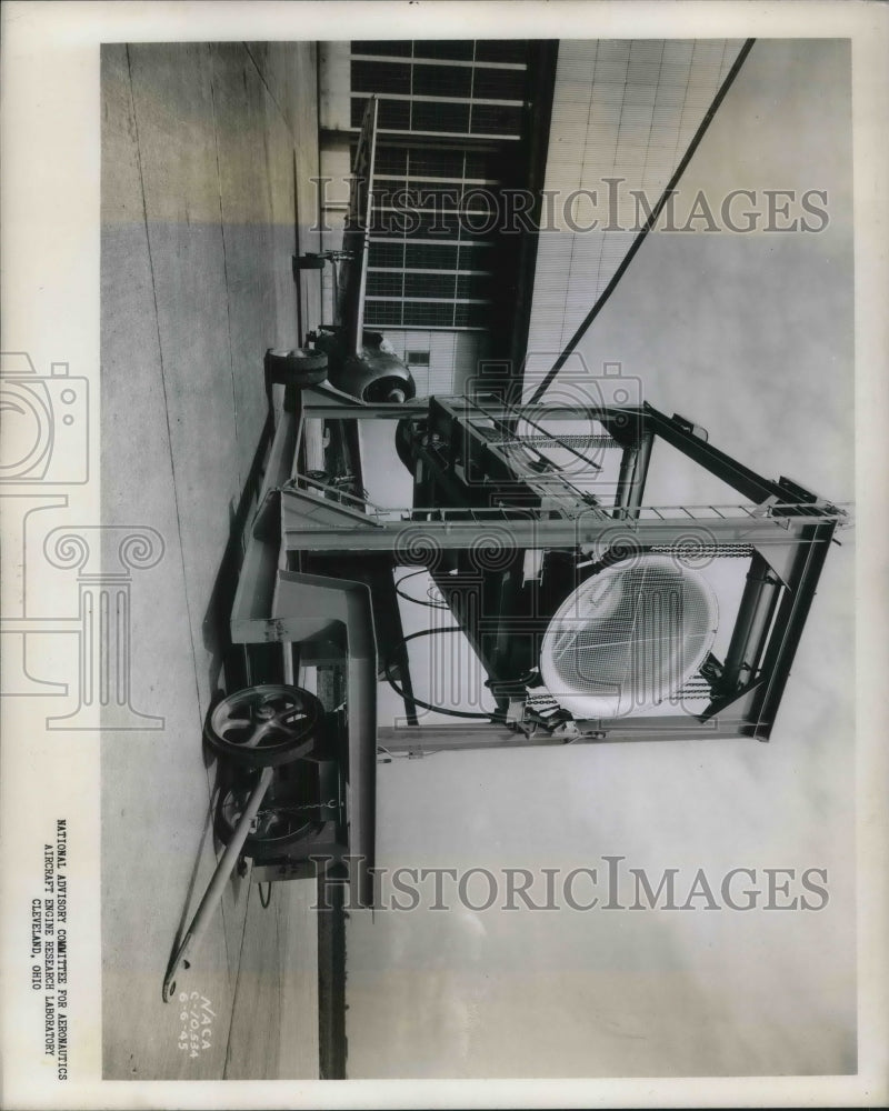 1945 Press Photo Aircraft Enginge research labs at Cleveland, Ohio - Historic Images