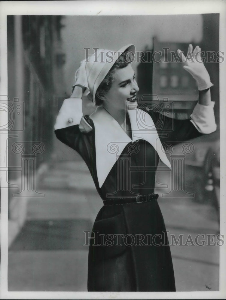 1950 Press Photo Lady showing summer fashion of 1950 - neb75269 - Historic Images