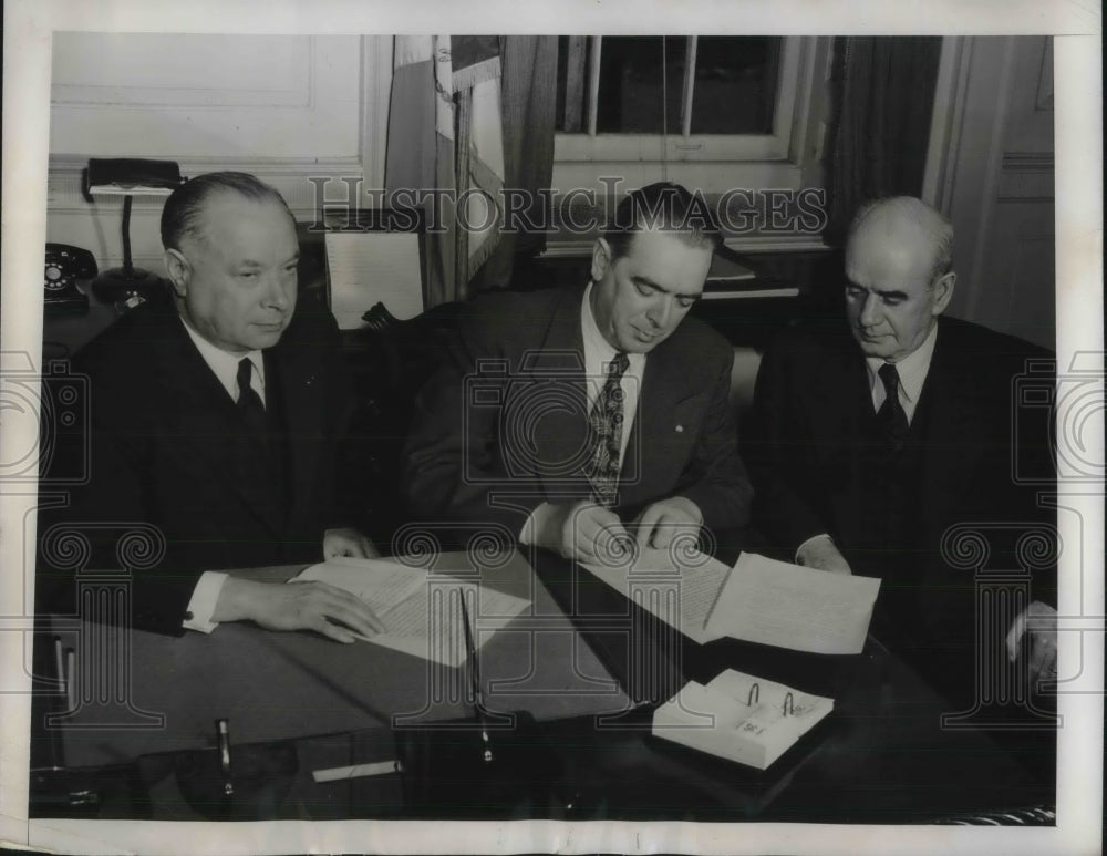 1946 Philip Murray CIO President & Mayor William O'Dwyer New York - Historic Images