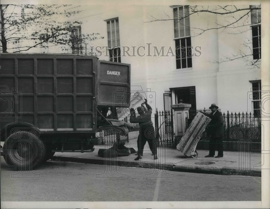 1933 President & Mrs. Hoover's Personal Items Packed for California-Historic Images