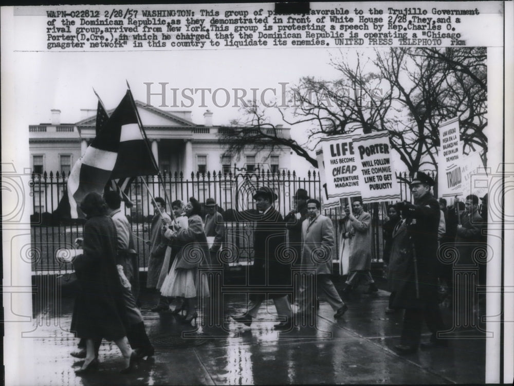 1957 Pickets in Front of White House Protesting Rep. Porter Speech-Historic Images