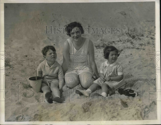 1931 Press Photo Mrs Harold Florsheim & kids Peter & Jean in Palm Beach, Fla. - Historic Images