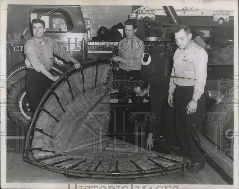 1959 Press Photo Cleveland, Ohio fire stations hold open house demos-Historic Images