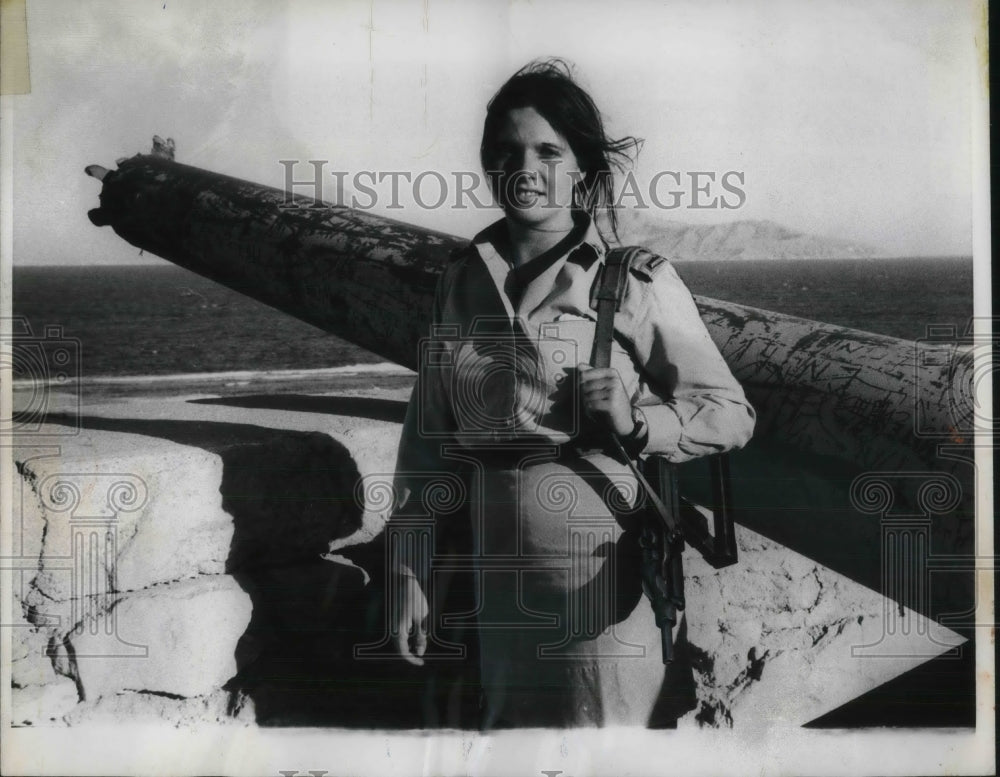 1971 Sharm El Sheik, Israel occupied Sinai, Israeli soldier-Historic Images