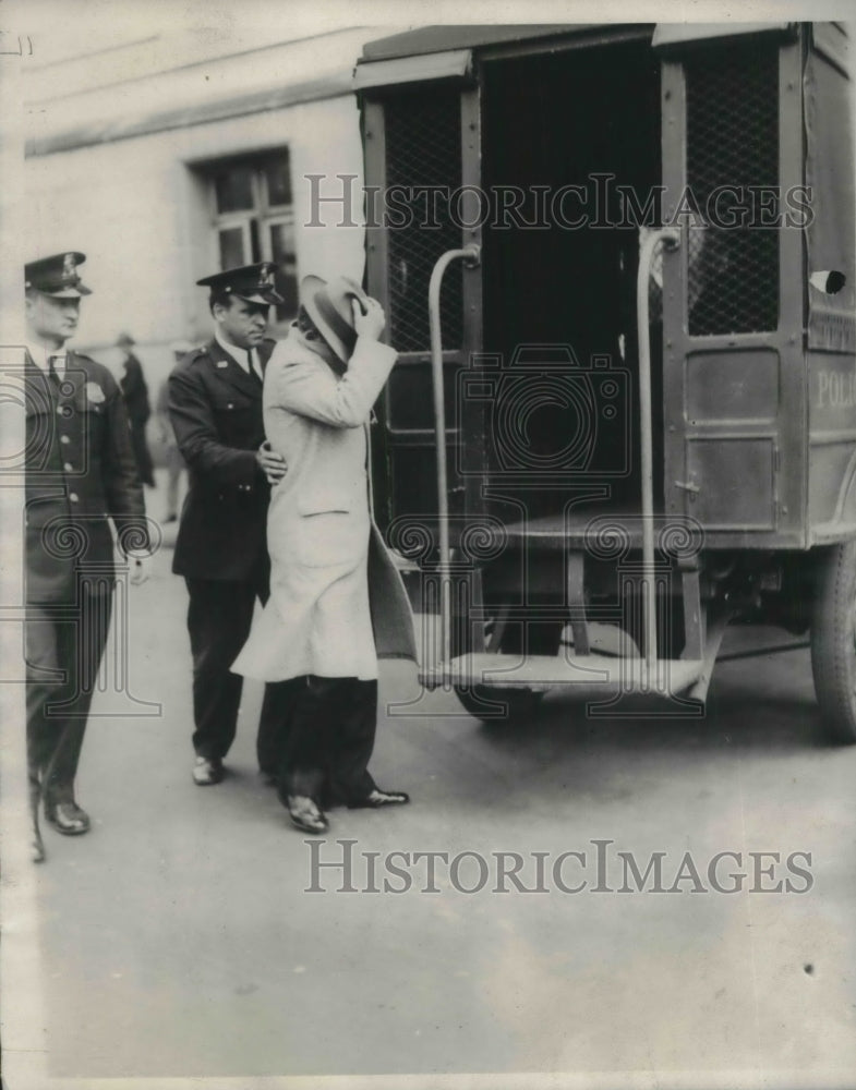 1929 Insurance Salesman Dexter Churchill Dayton Arrested-Historic Images