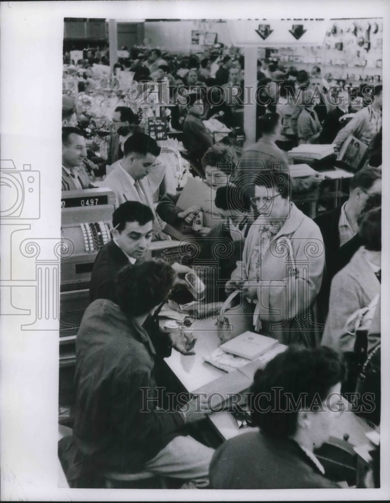 1957 Press Photo Market research at store Cash register - Historic Images