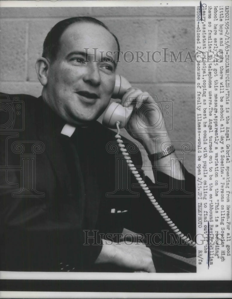 1963 Press Photo Indianapolis, Ind . Rev William Cleary at HS-Historic Images