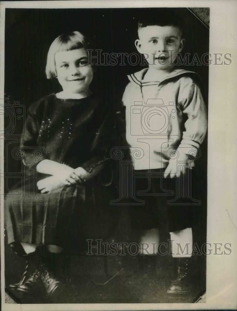 1927 Press Photo Florence M &amp; Earl , Robert Mayberry died in bomb explosion - Historic Images