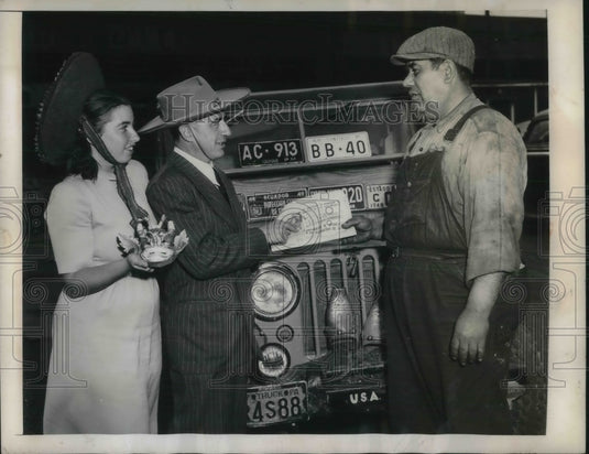 1948 NYC, Mr & Mrs Antonio Guerrero & Joe Aravena from Chile-Historic Images