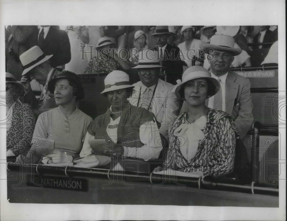 1933 Grangers, Burkans, &amp; Butterfields Enjoy Horse Racing - Historic Images