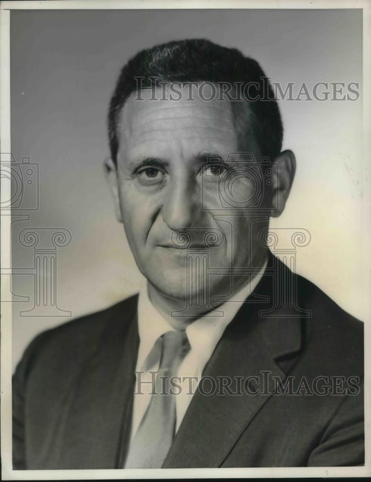 1955 Press Photo Laurence Witten named president of Juliette Marglen, Inc. - Historic Images