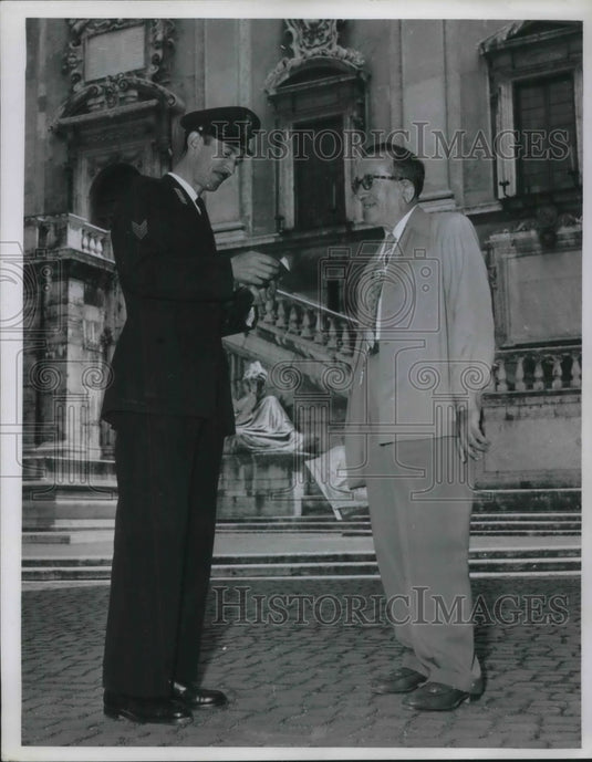 1952 Press Photo Joseph Weinstein, Pres. of May's Department Store-Historic Images