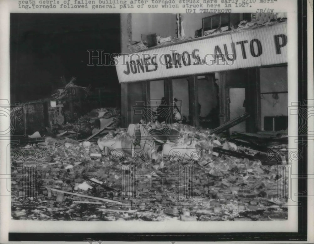 1959 Tornado Destroys Jones Brothers Auto Place - Historic Images