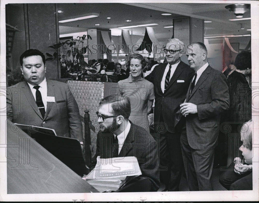 1967 Press Photo Poh shan Chono, tenor,D Pasquale at piano, D Brandt,J Holan - Historic Images