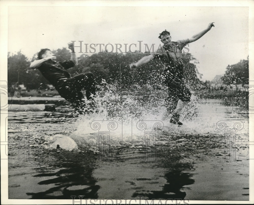 1941 Gladstone, Mich, Jim Herron &amp; Joe Connor at Natl Roleo Tourney - Historic Images