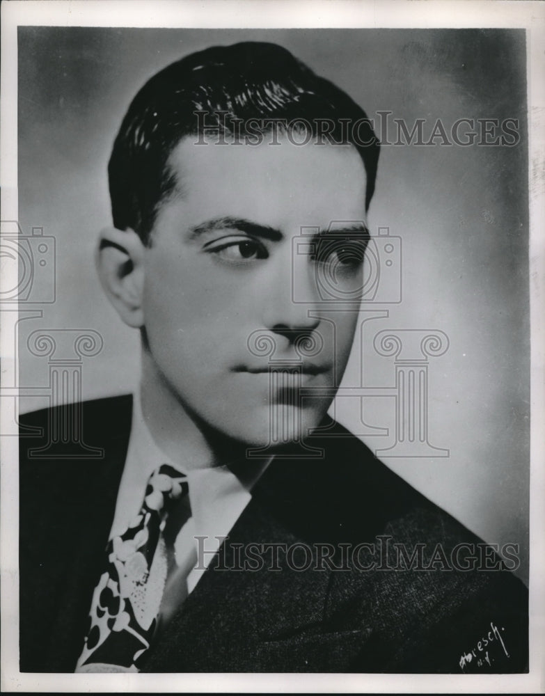 1952 Press Photo Bernard Gabriel Musician - Historic Images