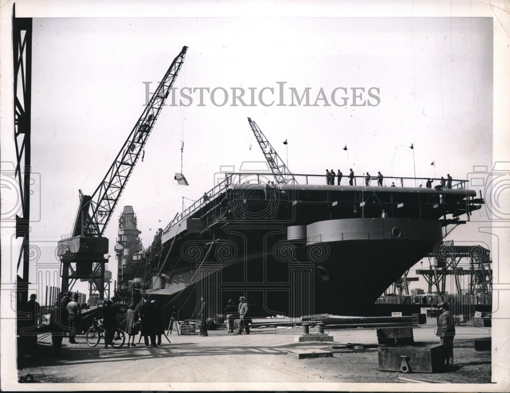 1945 Newport News Shipbuilding &amp; Drydock Company in Virginia-Historic Images