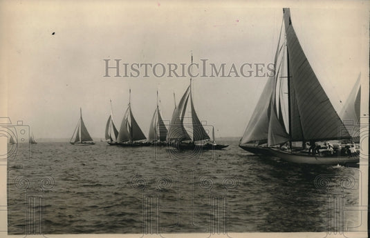 1930 10 Meter Class Boats Hugenot Yacht Club-Historic Images