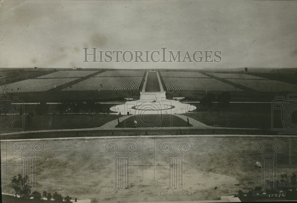 1926 French Cemetary-Historic Images