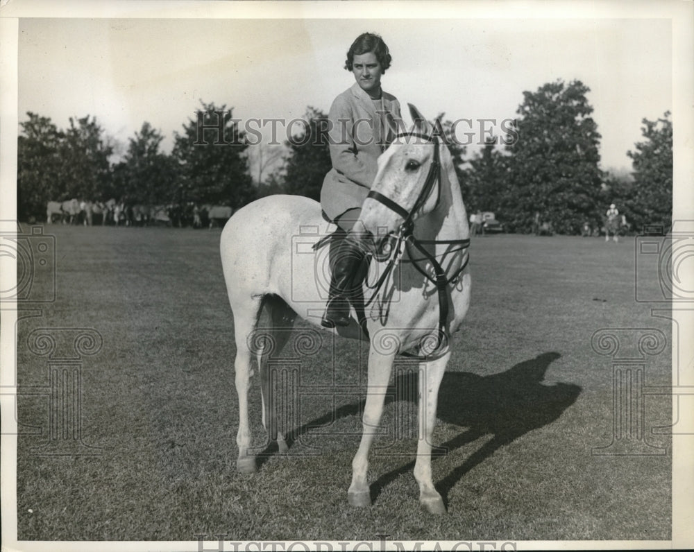 1933 Press Photo Mollie Crawford New York Polo Game - Historic Images