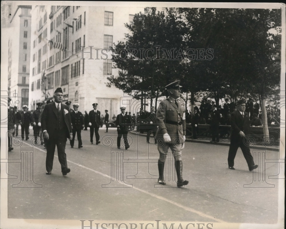 1937 NY Gov HH Lehman, Gen Wm Haskell, Mayor LaGuardia in parade - Historic Images