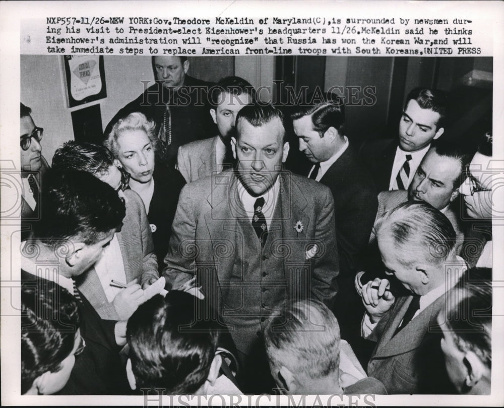 1927 Press Photo Theodore McKedlin Of Maryland Surrounded By Newsmen - Historic Images