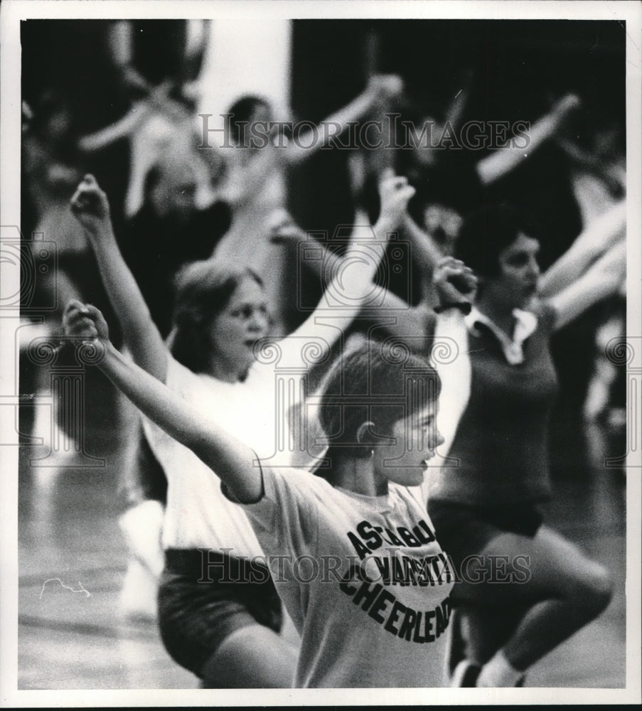 Press Photo Cheerleader Sandy George of Ashtabula High School - neb82200-Historic Images