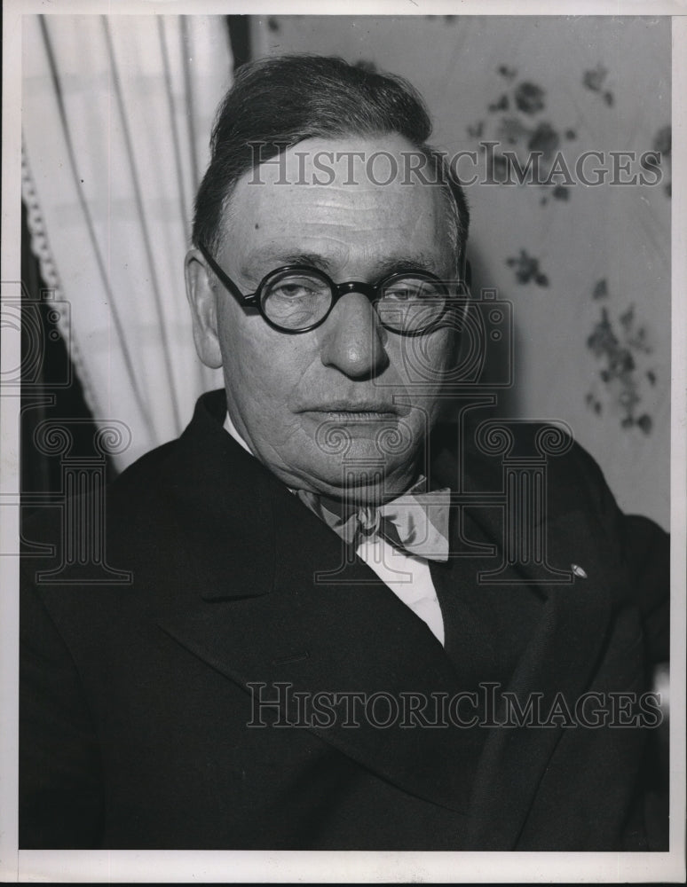 1935 Press Photo Dr Frank Dyer Townsend Plan Staff-Historic Images