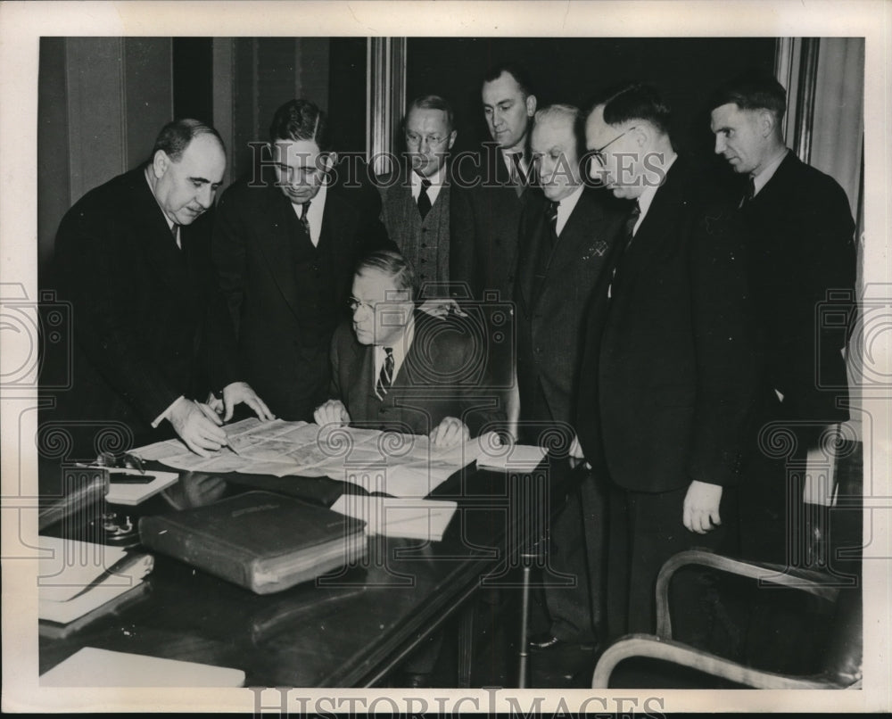 1940 Press Photo Interior Sec H Ickes, L Hager,AJ Wirtz,EK Burlew,C Jackson-Historic Images