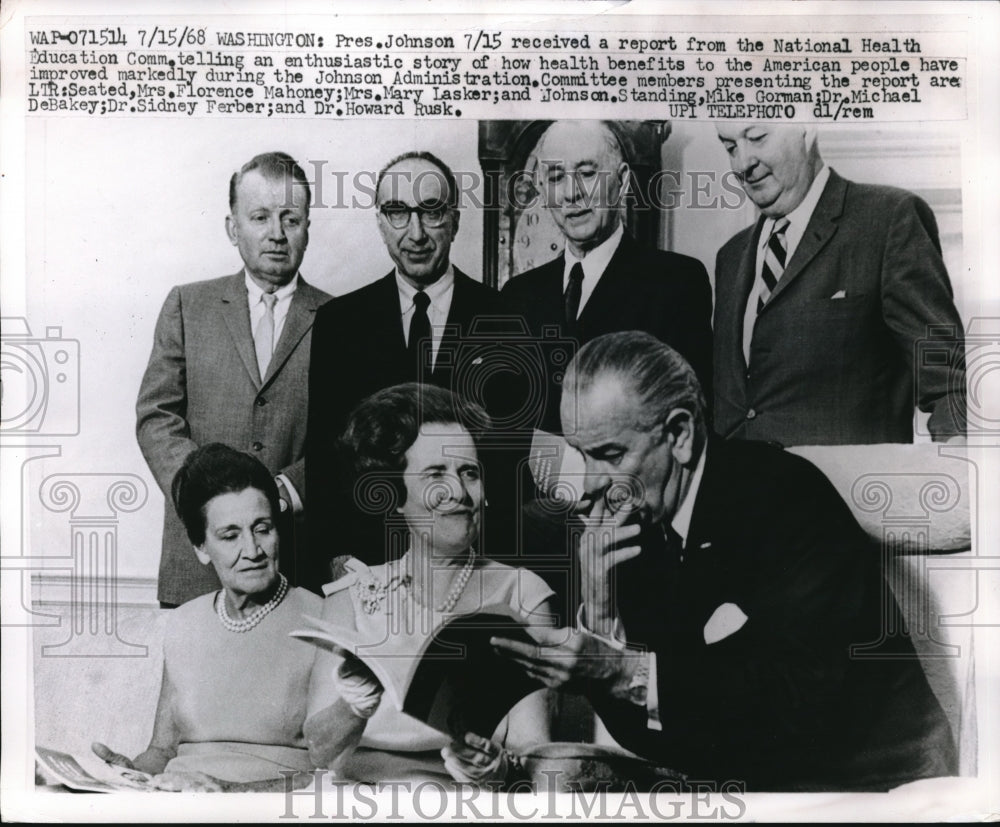 1968 President Johnson Receives Report From National Health - Historic Images