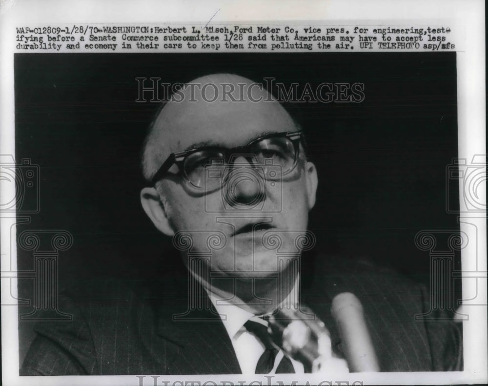 1970 Press Photo Herbert Misch, Vice president for Engineering of Ford Motor Co - Historic Images
