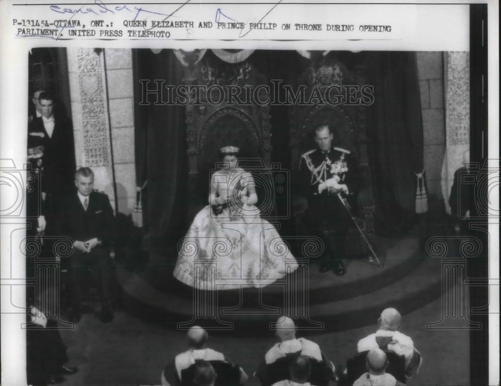 1957 Press Photo Ottawa, Canada Queen Elizabeth & Prince Philip at Parliament - Historic Images