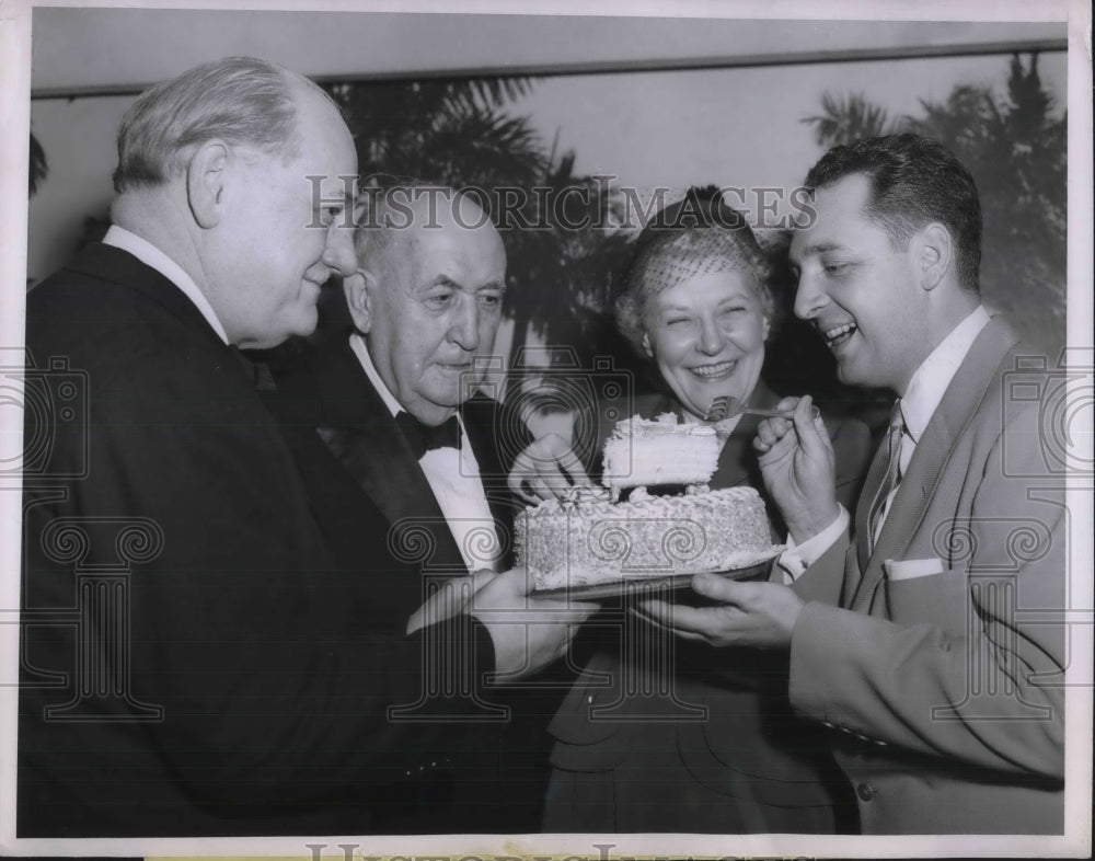 1953 Press Photo Chicago, TV singer D O&#39;Neil,J Kidwall,Mrs Sullivan,D O&#39;Neil-Historic Images