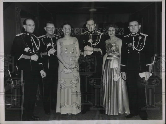 1937 Press Photo Military Riders Honored at National Horse Shoe Ball Waldorf Ast-Historic Images