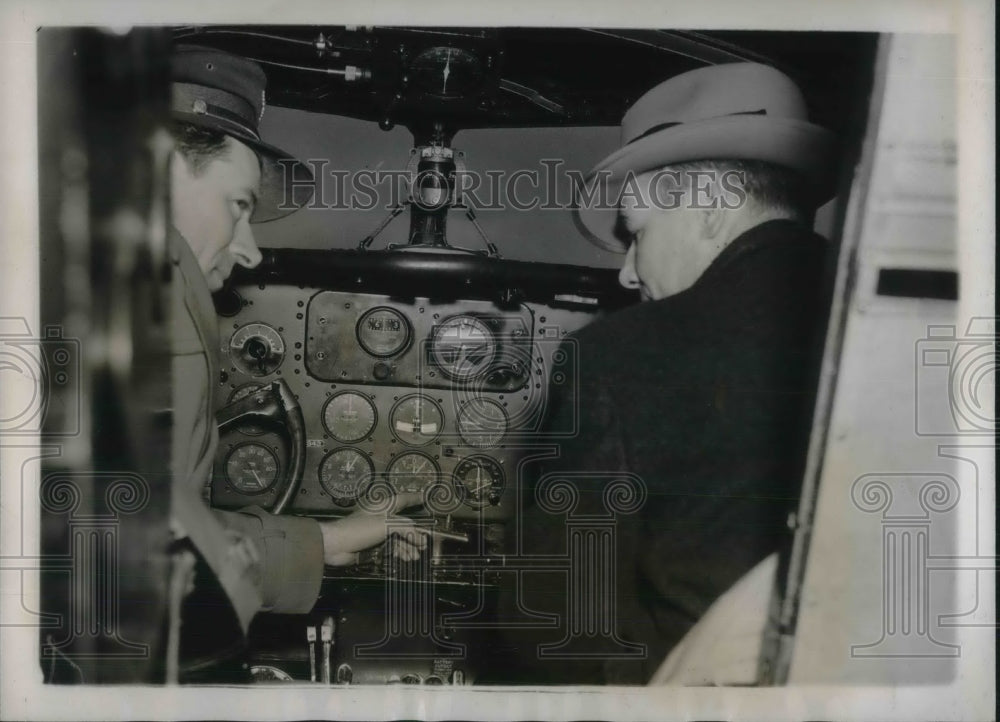 1938 Instruments for blind plane landing tested,JH Neale,P King - Historic Images