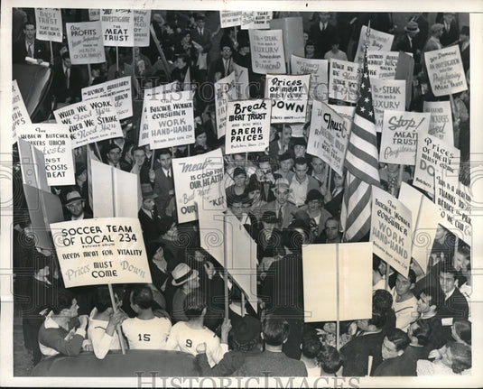 1937 Press Photo Protestros of meat prices New York City - Historic Images