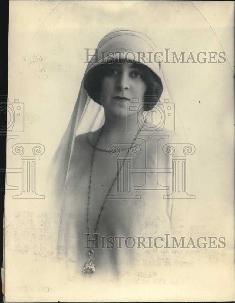 1925 Press Photo Mrs. John Forteschue Fashion Show-Historic Images