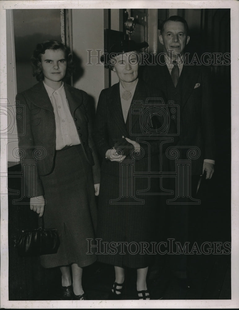 1938 Press Photo Canada High Commissioner Sir Gerald Campbell &amp; family-Historic Images