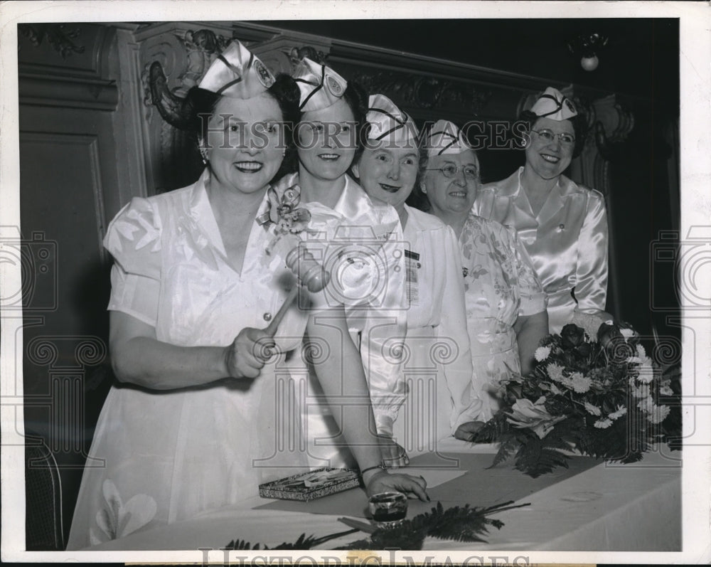 1944 Press Photo Gretta Roush, Rheta McDonald, Priscilla Pfeiffer and Alma Lind - Historic Images