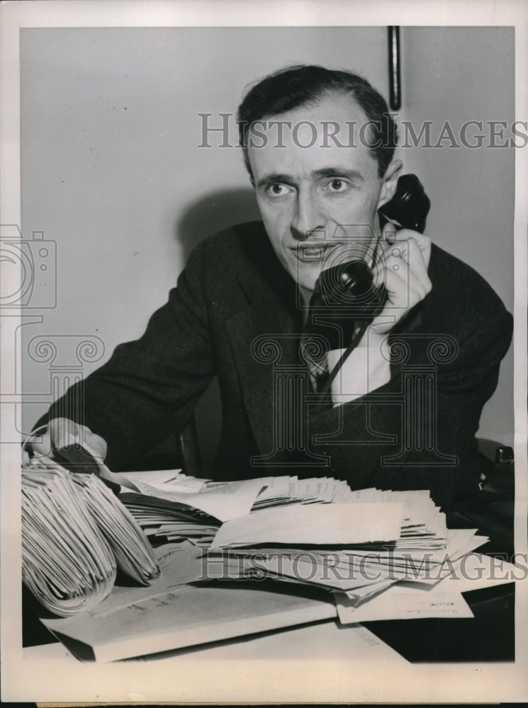 1944 Press Photo Frank McClulloch Chicago Attorney - Historic Images