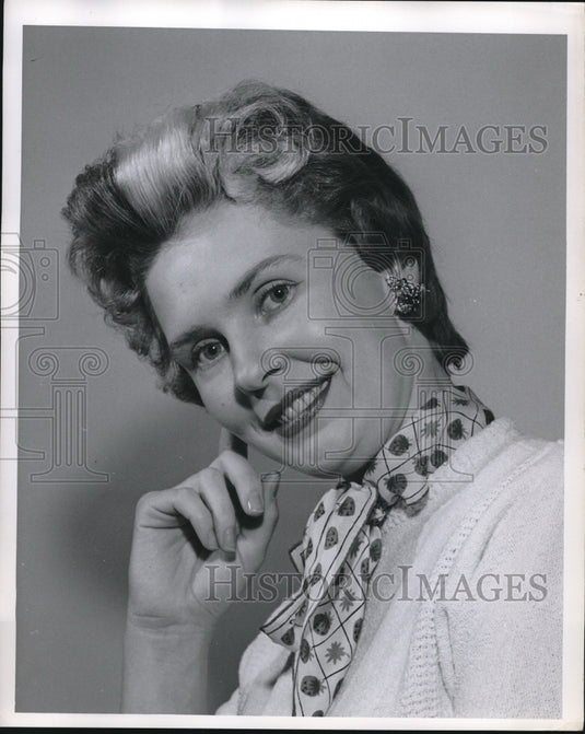 Press Photo Mrs. Love Heoza - Historic Images