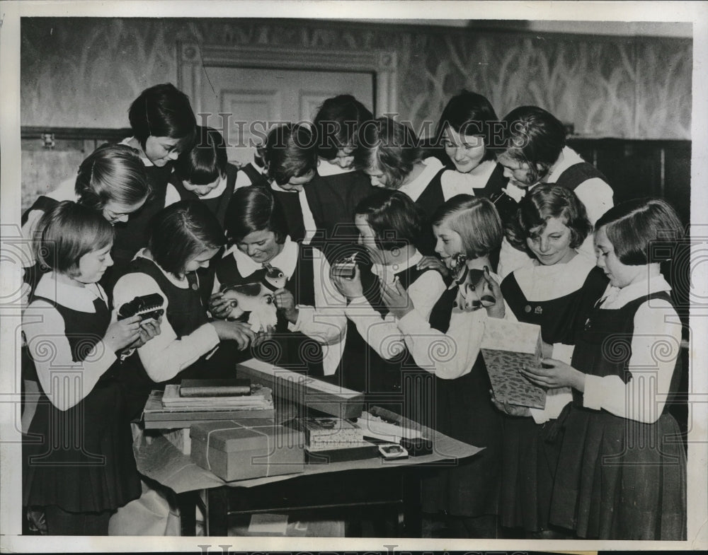 1933 Princess Mary Home for Little Girls at Addlestome Surrey - Historic Images