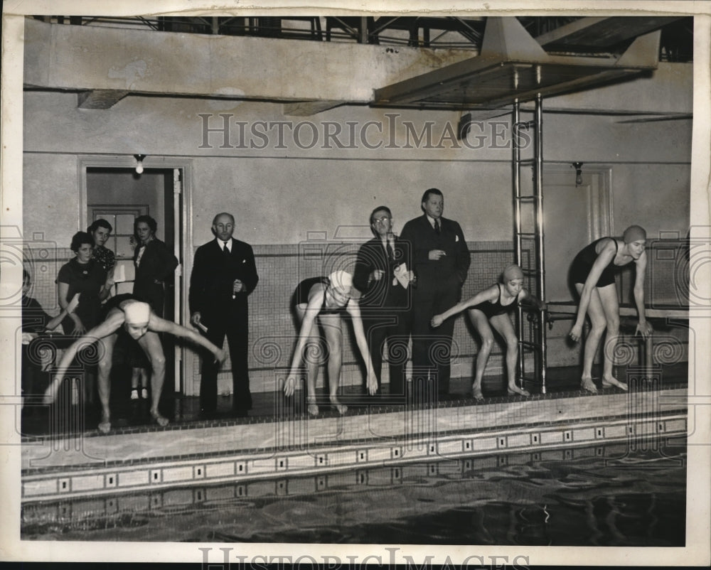 1937 Press Photo AAU Meet at Women's Swimming Association New York City-Historic Images