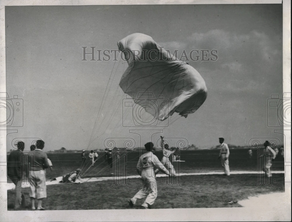 1937 Parachute Jumper Lands-Historic Images